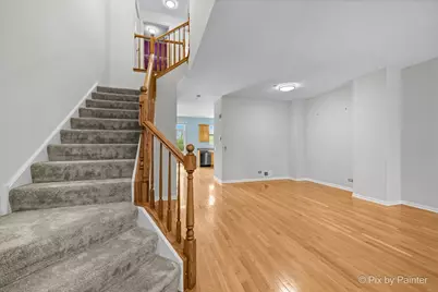 433 E Railroad Avenue, Bartlett, IL 60103 - Photo 3