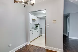 218 E Bailey Rd, Naperville, IL 60565 - Photo 7