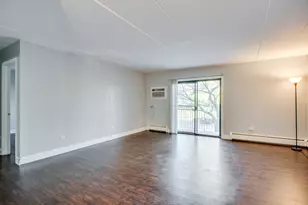 218 E Bailey Rd, Naperville, IL 60565 - Photo 3