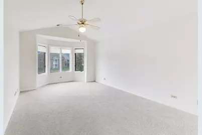 1663 N Courtland Drive #1663, Arlington Heights, IL 60004 - Photo 17