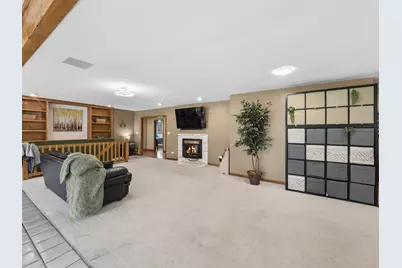 11613 Country Club Road, Woodstock, IL 60098 - Photo 9