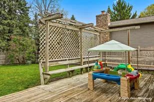 213 Windridge Dr, McHenry, IL 60050 - Photo 29