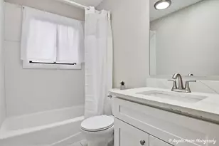 213 Windridge Dr, McHenry, IL 60050 - Photo 13