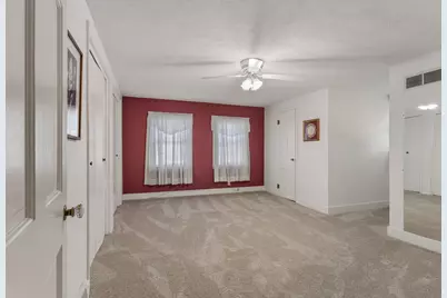 520 S Main Street, Gifford, IL 61847 - Photo 23