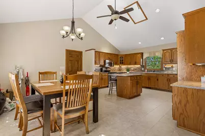 520 S Main Street, Gifford, IL 61847 - Photo 9