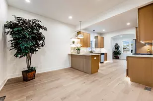 5721 S Newcastle Ave, Chicago, IL 60638 - Photo 5