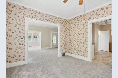2206 6th Street, Moline, IL 61265 - Photo 9