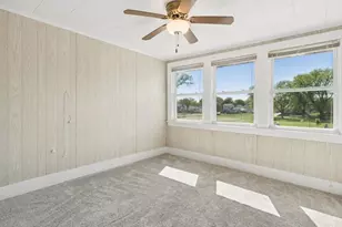 2206 6th St, Moline, IL 61265 - Photo 19
