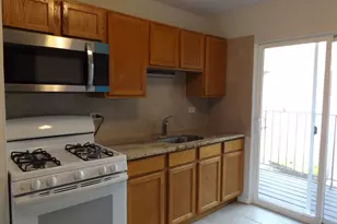 710 W Huntington Commons Rd, Mount Prospect, IL 60056 - Photo 7