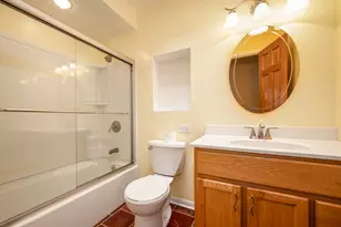 2S478 Lloyd Ave, Lombard, IL 60148 - Photo 7