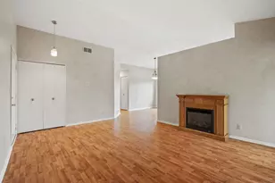 216 Stoneybrook Ln, Bloomingdale, IL 60108 - Photo 7
