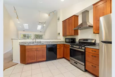 3073 Kentshire Circle, Naperville, IL 60564 - Photo 9
