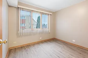5359 Edison Ave, Oak Lawn, IL 60453 - Photo 9