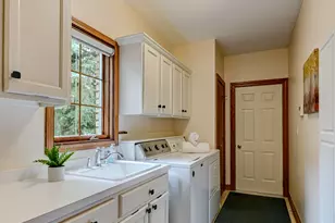 68 Berkshire Ct, Burr Ridge, IL 60527 - Photo 19