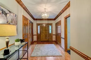 68 Berkshire Ct, Burr Ridge, IL 60527 - Photo 3