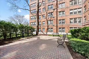 1585 Ridge Ave, Evanston, IL 60201 - Photo 3