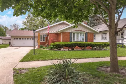 306 W Bennett Street, Pontiac, IL 61764 - Photo 3