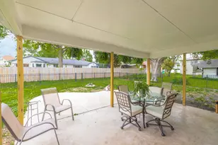 306 W Bennett St, Pontiac, IL 61764 - Photo 33