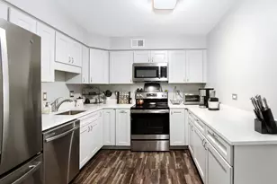 1408 S New Wilke Rd, Arlington Heights, IL 60005 - Photo 9