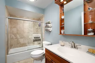 1408 S New Wilke Rd, Arlington Heights, IL 60005 - Photo 13