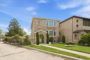 4433 N Neenah Ave, Harwood Heights, IL 60706 - Photo 3