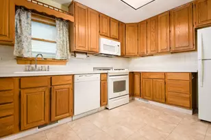 308 N William St, Mount Prospect, IL 60056 - Photo 7