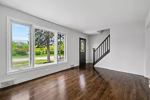 835 S Addison Ave, Villa Park, IL 60181 - Photo 3