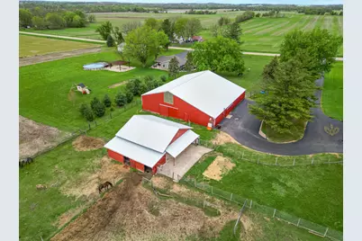 10160 Cemetery Road, Pecatonica, IL 61063 - Photo 7