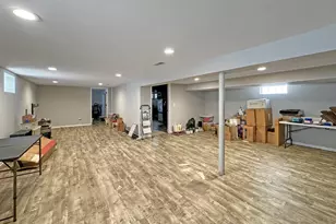 14522 S Marquette Ave, Burnham, IL 60633 - Photo 13