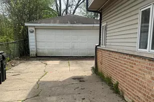 331 Somonauk St, Park Forest, IL 60466 - Photo 3