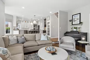 2523 Skylane Dr, Naperville, IL 60564 - Photo 9