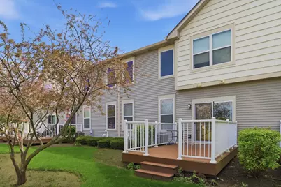 918 Oak Ridge Boulevard, Elgin, IL 60120 - Photo 23