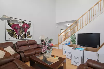 918 Oak Ridge Boulevard, Elgin, IL 60120 - Photo 5