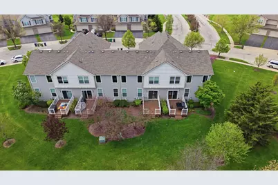 918 Oak Ridge Boulevard, Elgin, IL 60120 - Photo 31