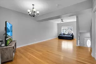 7222 W 83rd St, Bridgeview, IL 60455 - Photo 13