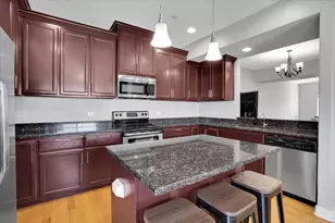 7222 W 83rd St, Bridgeview, IL 60455 - Photo 5
