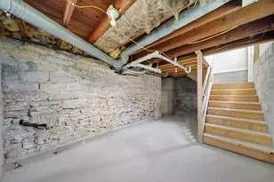 323 Douglas Ave, Dixon, IL 61021 - Photo 25