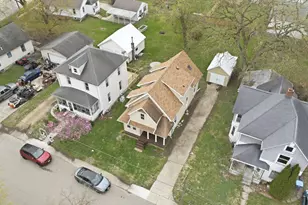 323 Douglas Ave, Dixon, IL 61021 - Photo 29