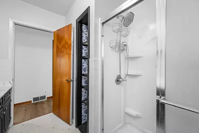 3820 15th St A, Moline, IL 51265 - Photo 23