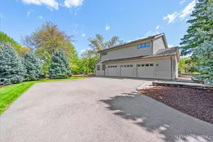 28W300 Flanders Ln, Winfield, IL 60190 - Photo 45