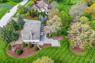 28W300 Flanders Ln, Winfield, IL 60190 - Photo 5