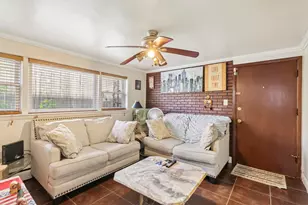 2730 N 74th Ct, Elmwood Park, IL 60707 - Photo 3