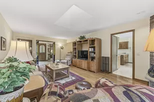 404 S Helena Ave, Mount Prospect, IL 60056 - Photo 19