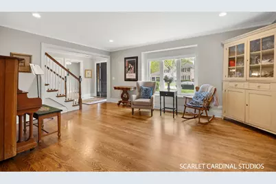 2010 Canterbury Place, Wheaton, IL 60189 - Photo 5