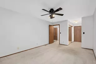 131 White Birch Ln, Westmont, IL 60559 - Photo 15
