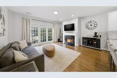 1623 W Grand Avenue #1E, Chicago, IL 60622 - Photo 3