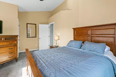 34314 N Barberry Road, Round Lake Beach, IL 60073 - Photo 13