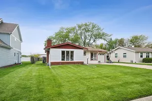 1028 Cherokee Pl, Lemont, IL 60439 - Photo 3