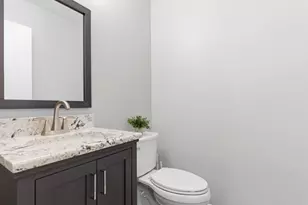1324 Queensgreen Cir, Naperville, IL 60563 - Photo 13
