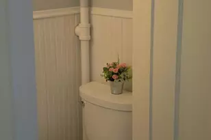 940 W Grant Dr, Des Plaines, IL 60016 - Photo 5